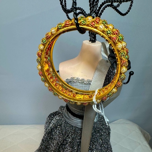 Elegant Gold Plated and Multicolor Bangles Set Of 3 Bracelets Unique Jewelry - Picture 4 of 5